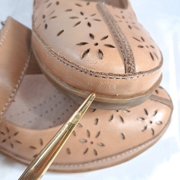 Clarks Shoes Womens sz 7 7M Everlay Bai Mary Jane Strap Comfort Wedge Brown tan - Picture 11 of 13